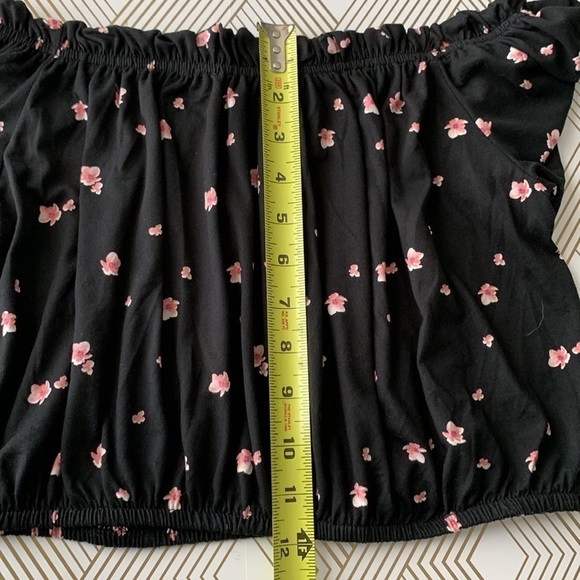 Lovely Bubbly Cropped Black & Pink Shirt Size S # - Picture 4 of 5